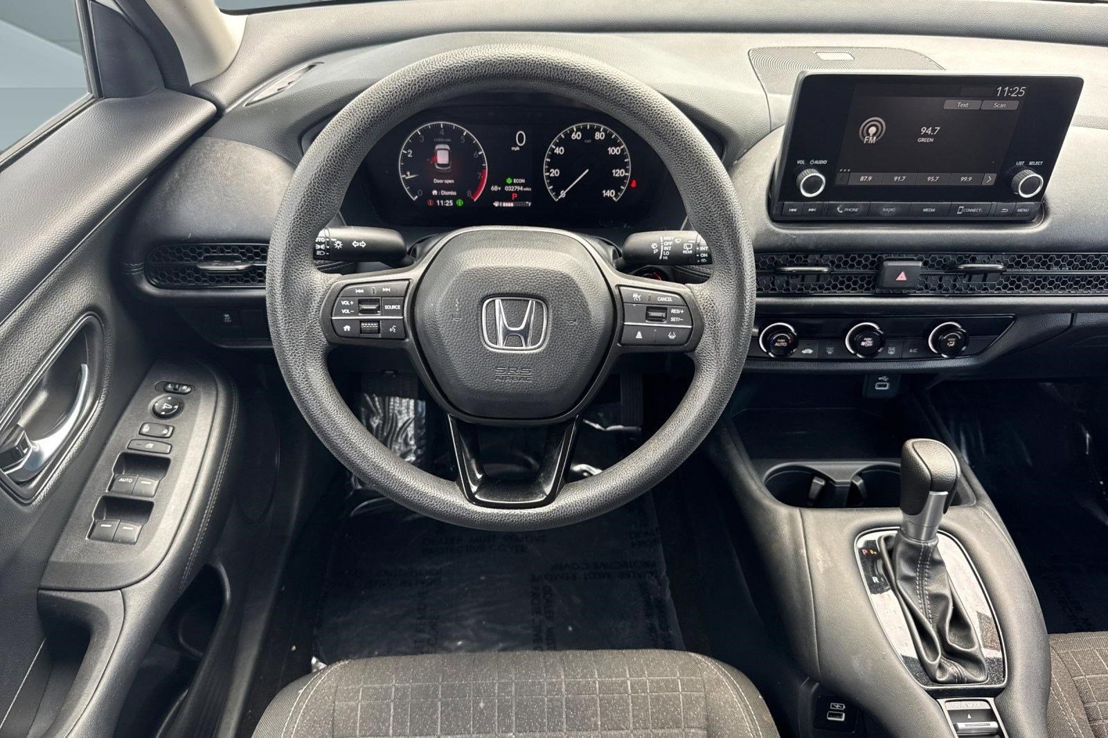 Used 2023 Honda HR-V LX image 27