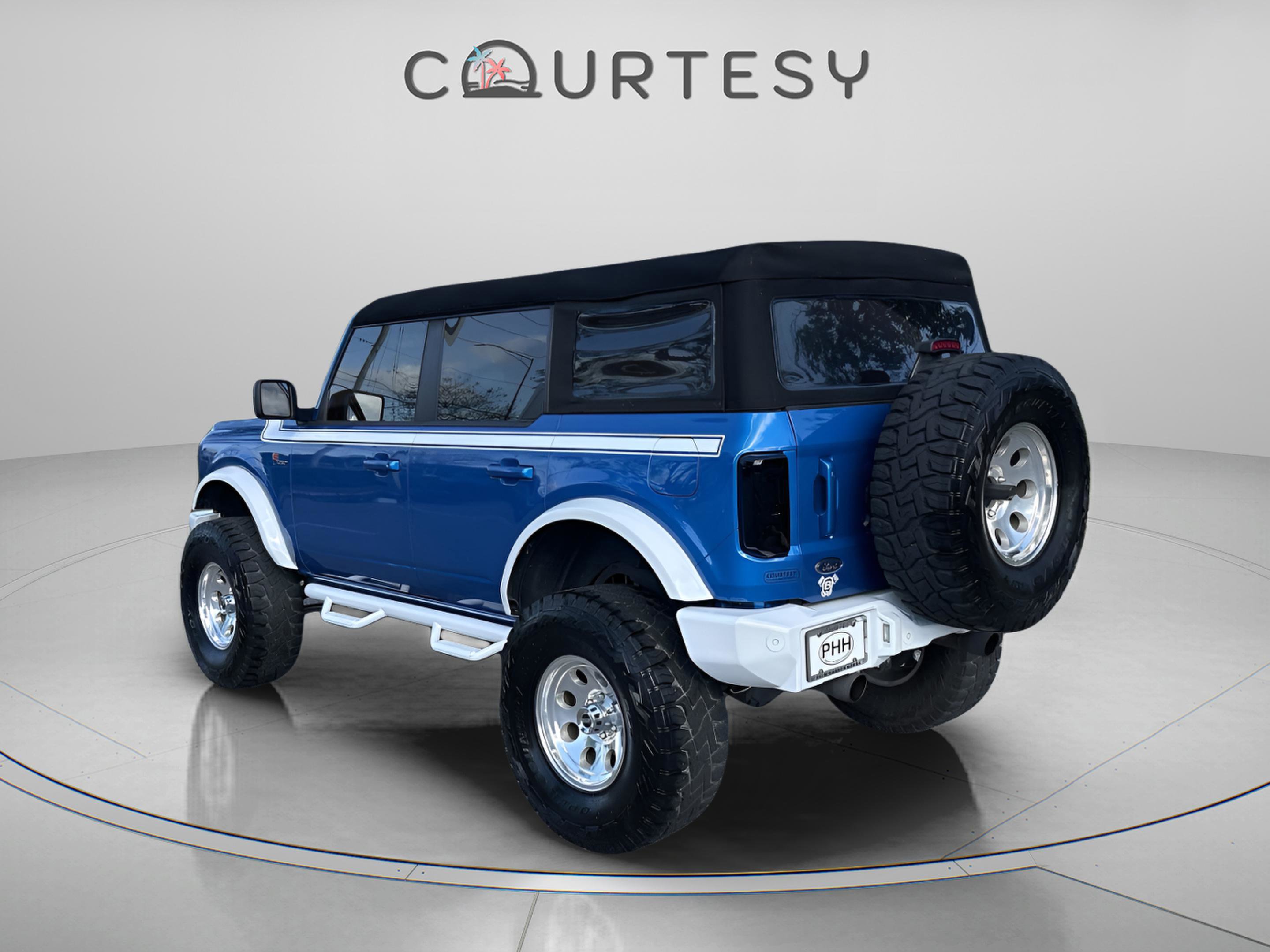 Used 2023 Ford Bronco Big Bend image 5