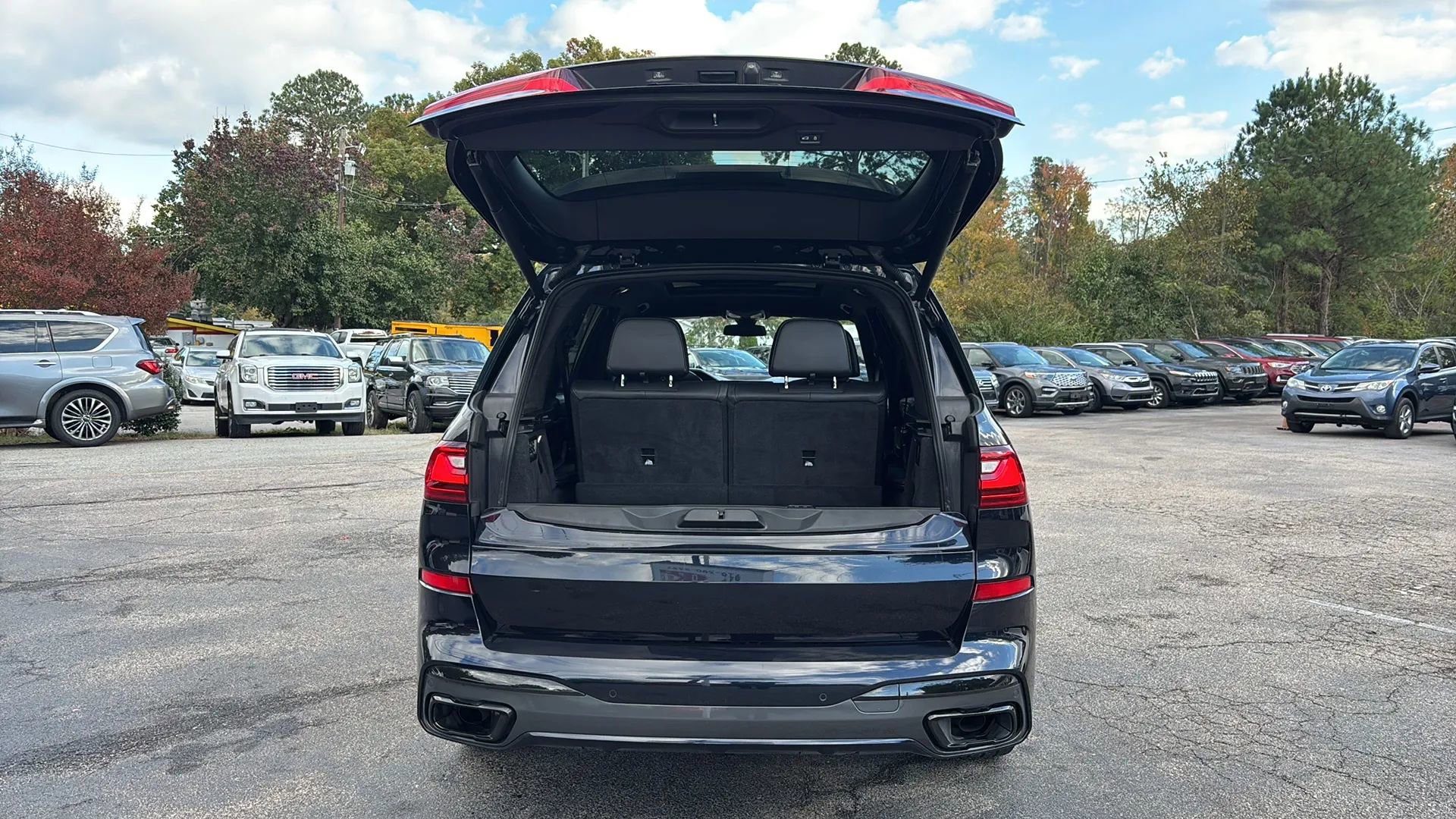 Used 2020 BMW X7 xDrive40i w/ M Sport Package image 21