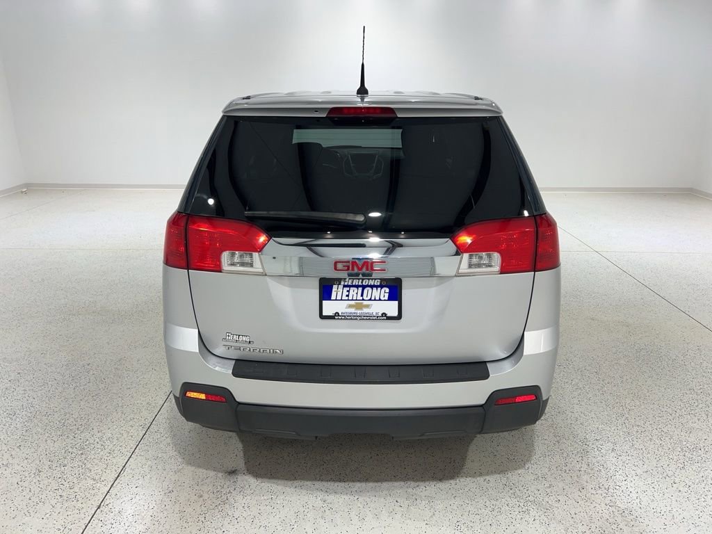 Used 2012 GMC Terrain SLE w/ LPO, Chrome Package FWD image 4