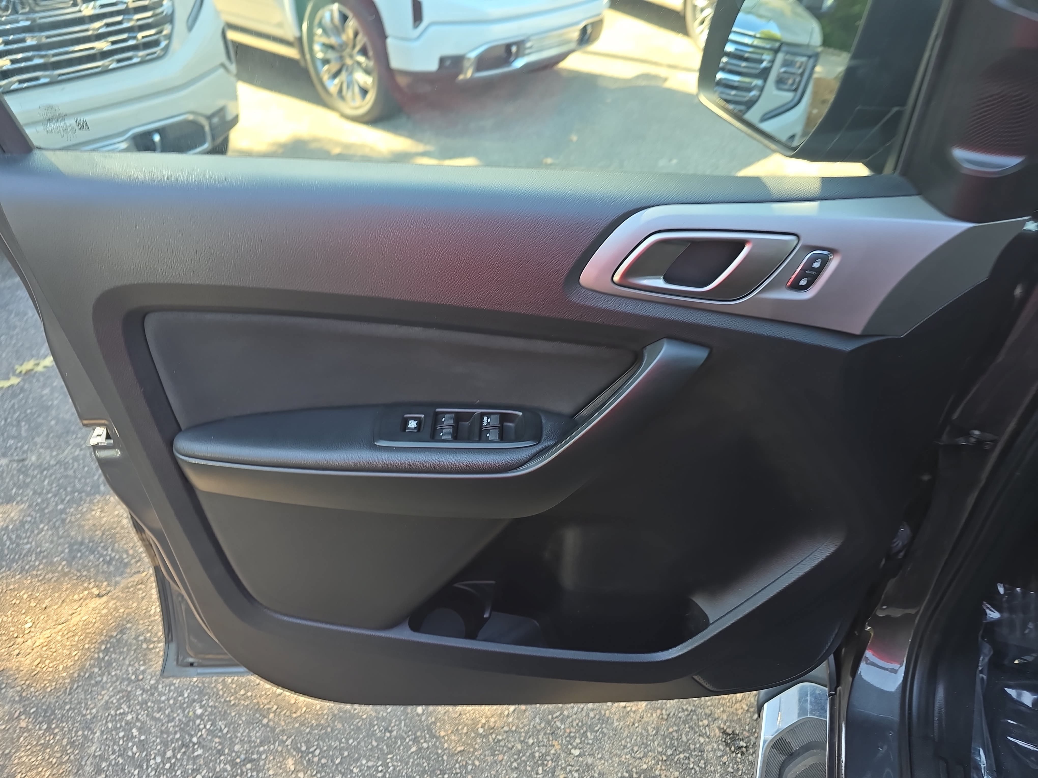 Used 2019 Ford Ranger XLT w/ Equipment Group 302A Luxury RWD image 27