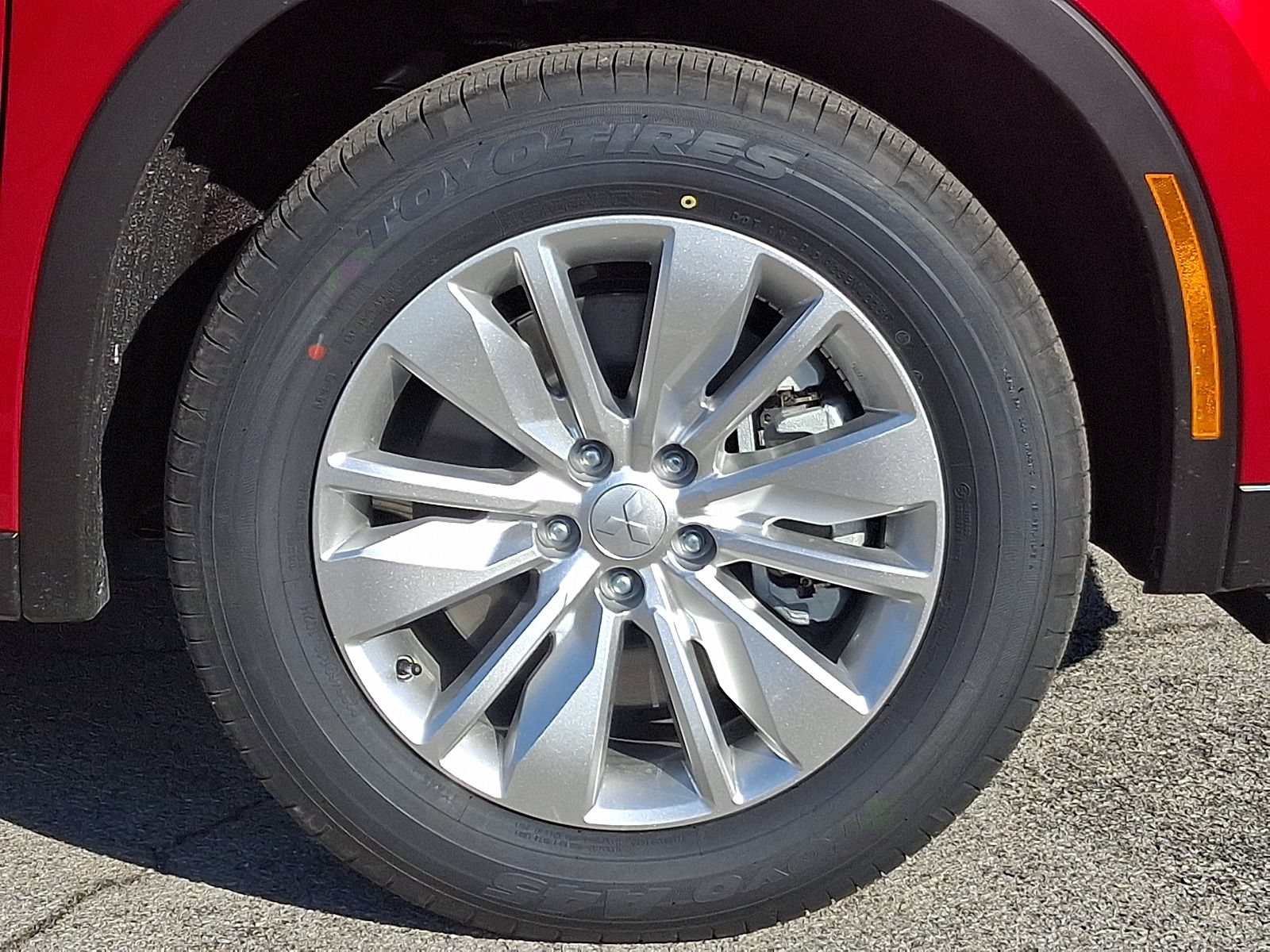 New 2026 Mitsubishi Outlander ES AWD/4WD image 8