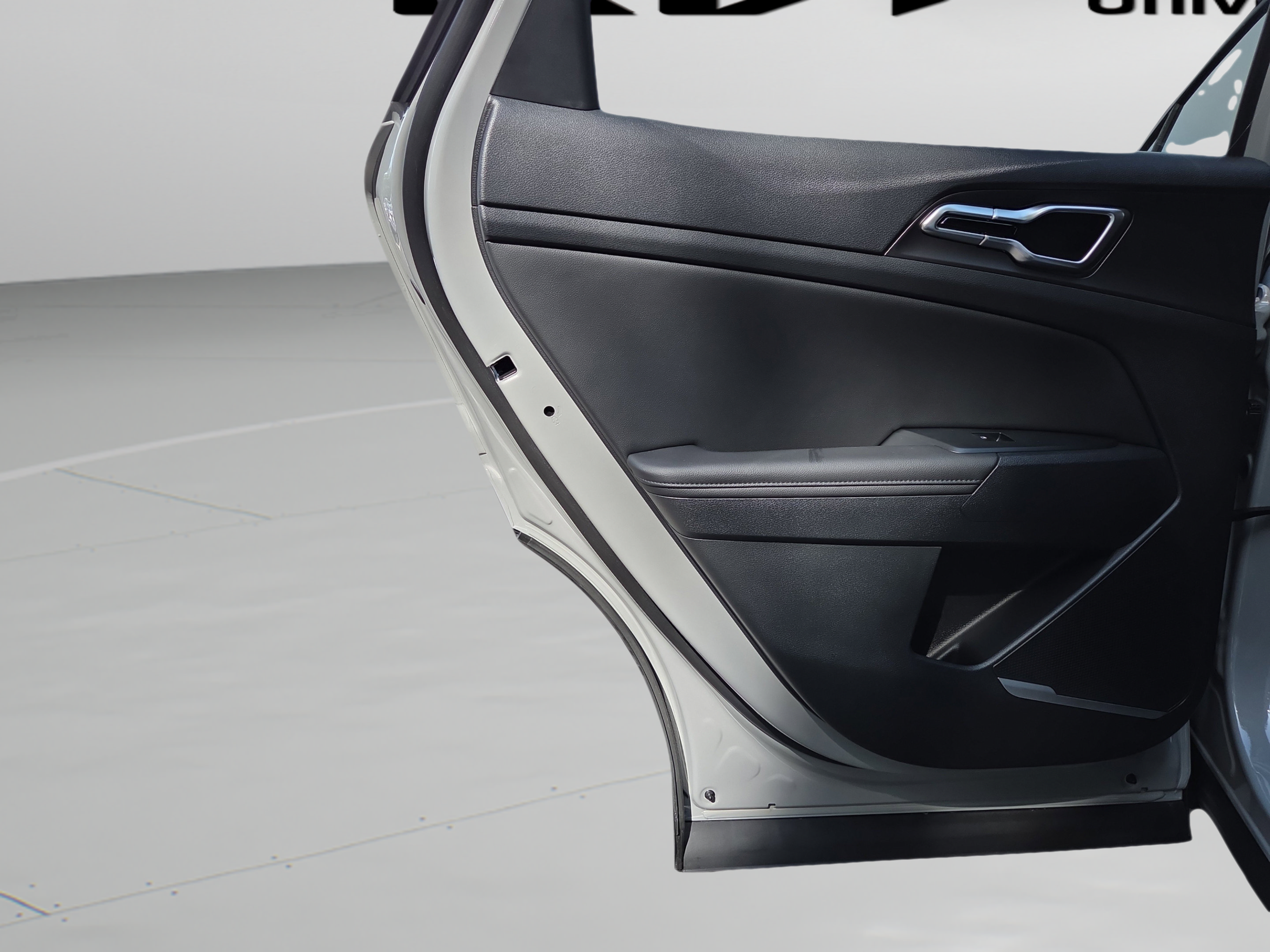 New 2026 Kia Sportage EX FWD image 12