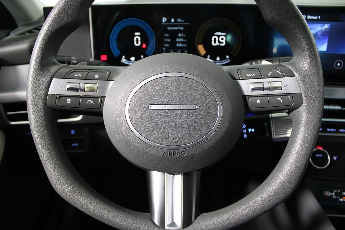 Used 2025 Hyundai Sonata SEL FWD image 6