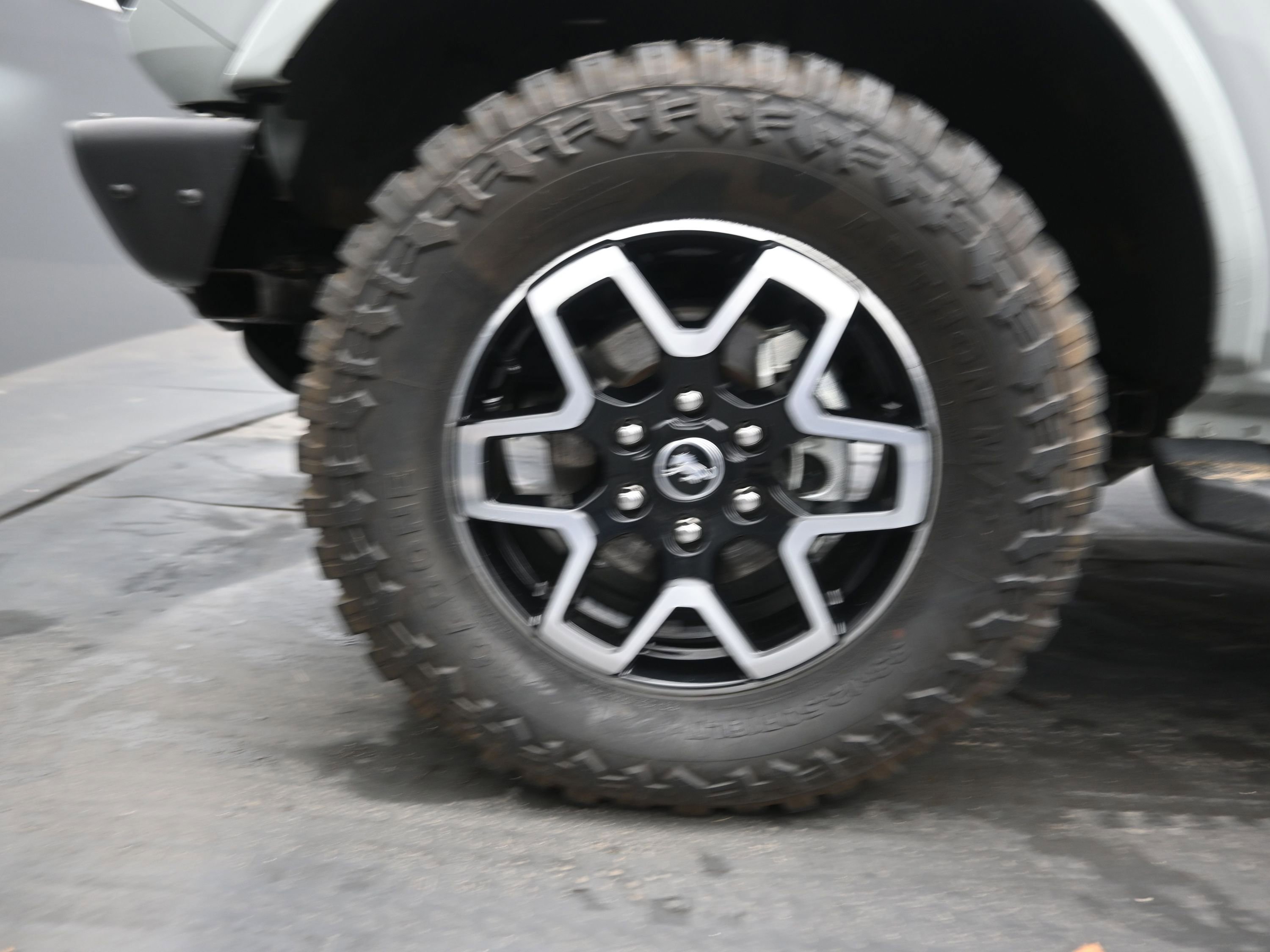 Used 2021 Ford Bronco Outer Banks image 11