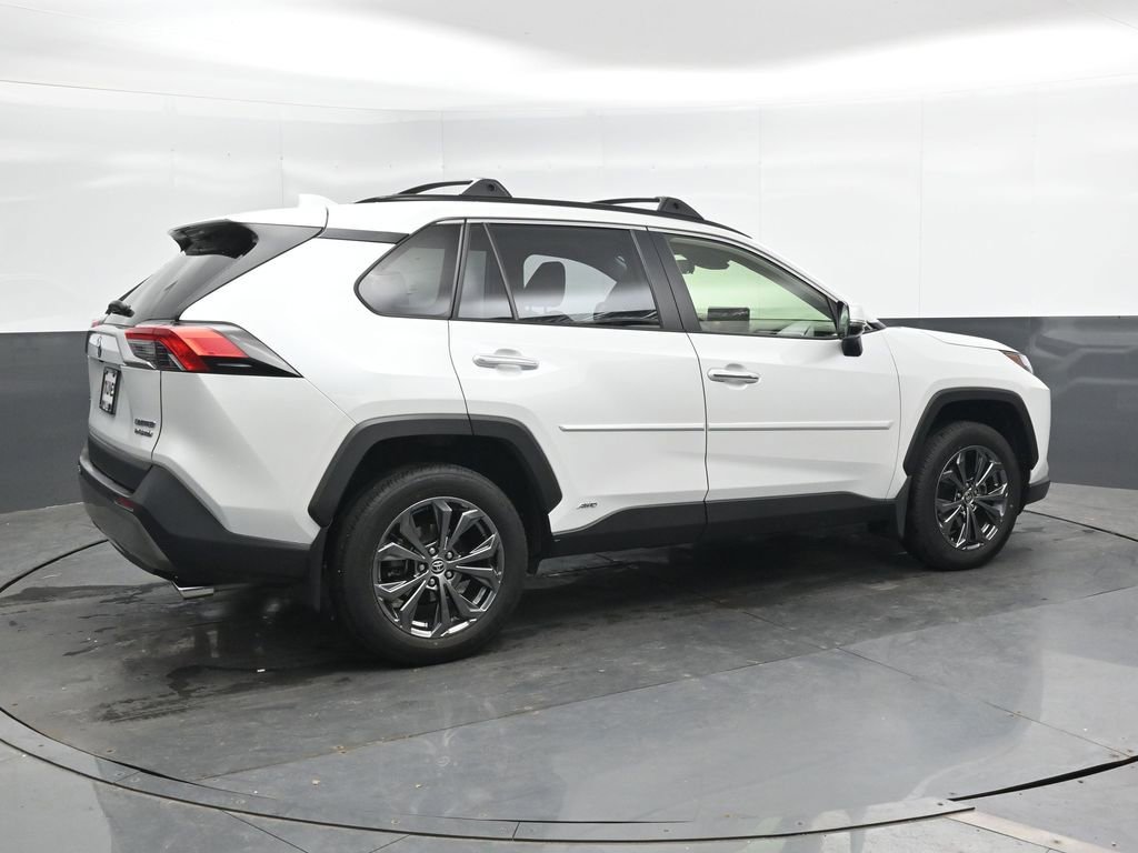 Used 2024 Toyota RAV4 Limited w/ Advanced Technology Package AWD/4WD image 4