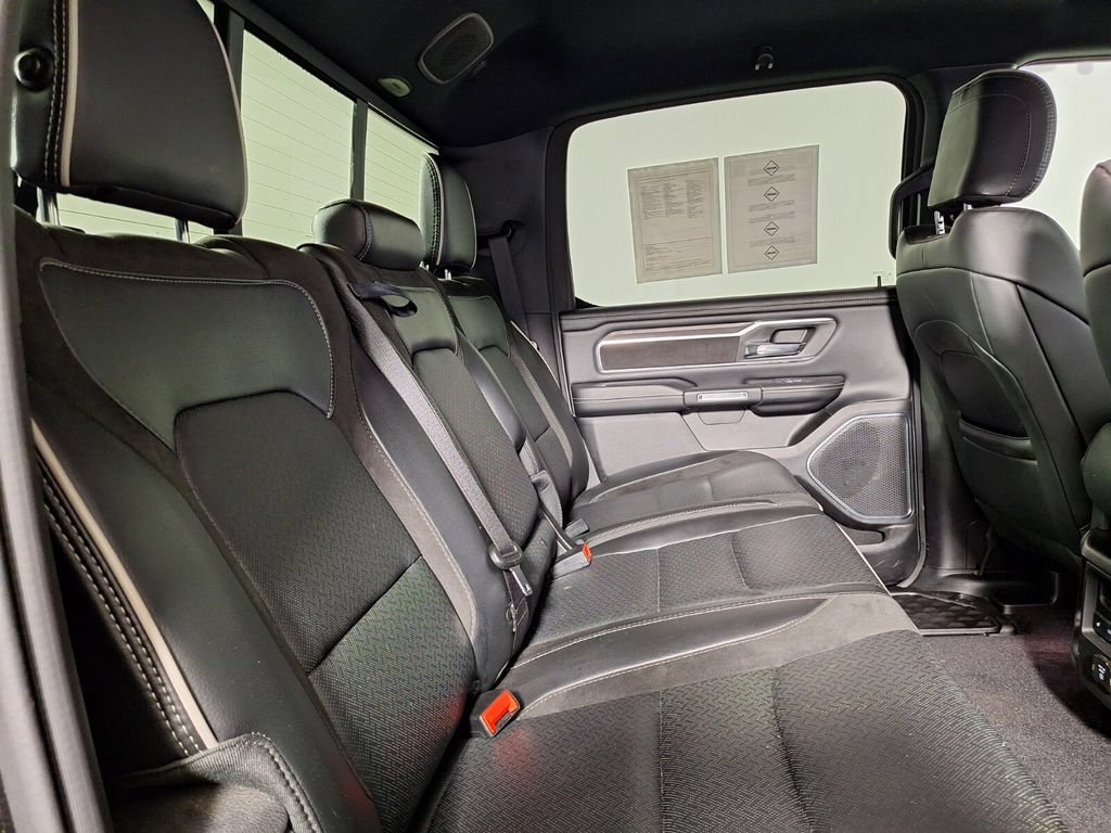 Used 2025 RAM 1500 Laramie AWD/4WD image 29