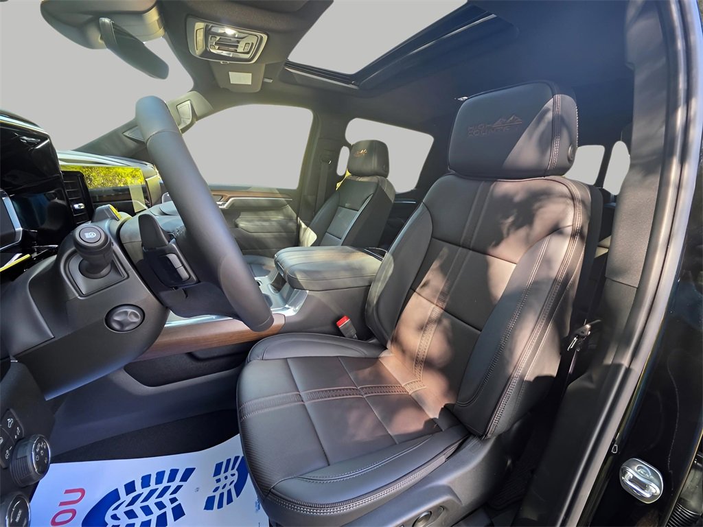New 2026 Chevrolet Silverado 1500 High Country w/ Midnight Edition image 24