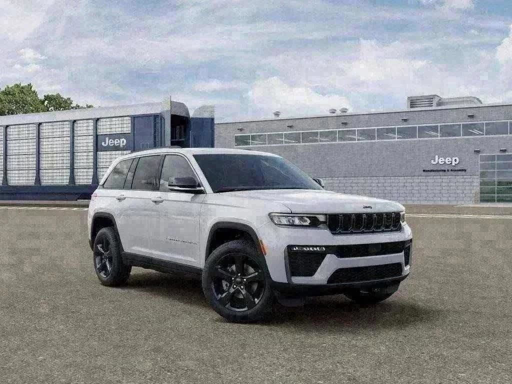 Certified 2026 Jeep Grand Cherokee Limited w/ Limited Altitude Package AWD/4WD image 93