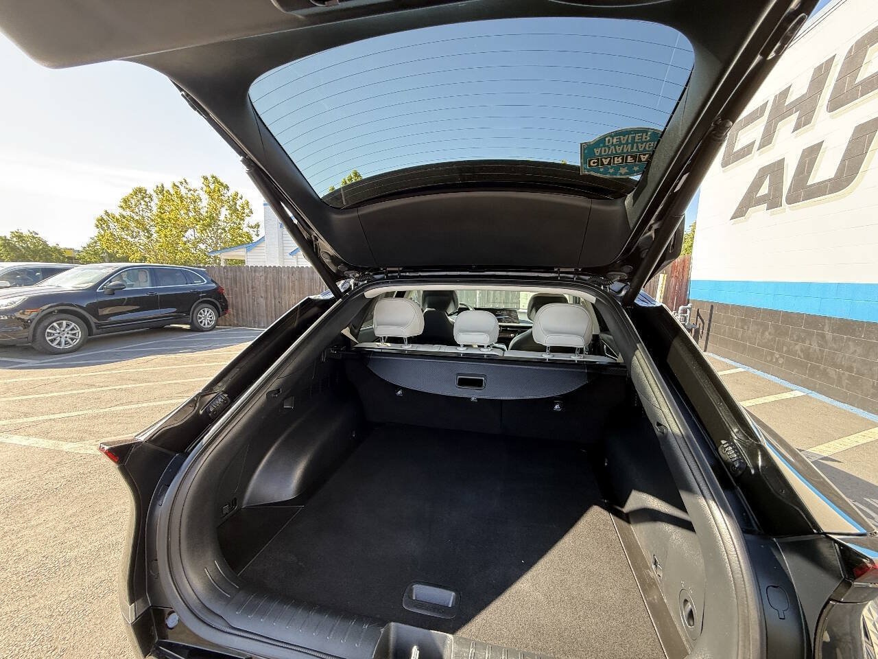 Used 2022 Kia EV6 Wind RWD image 18