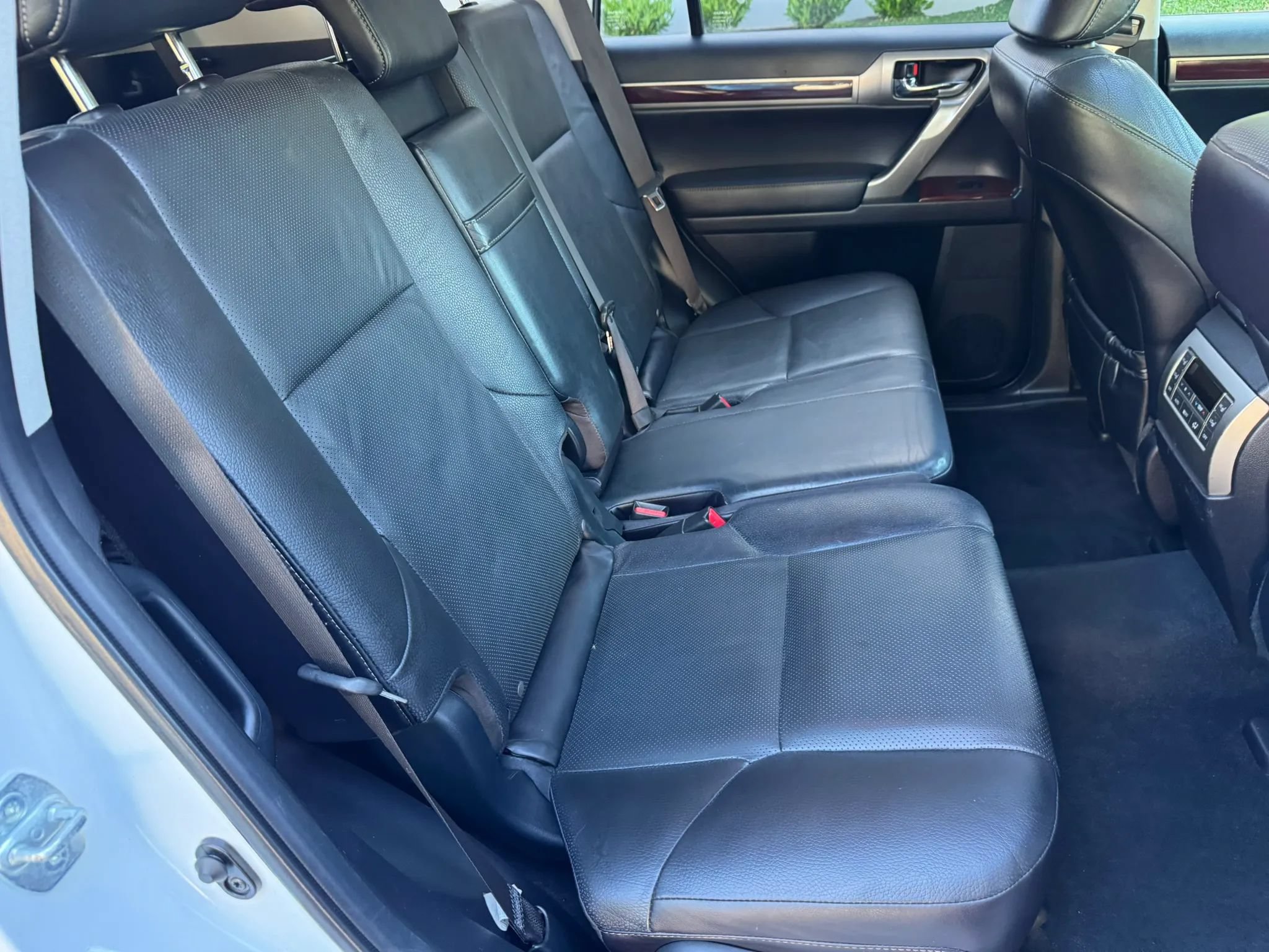 Used 2016 Lexus GX 460 w/ Premium Package AWD/4WD image 25