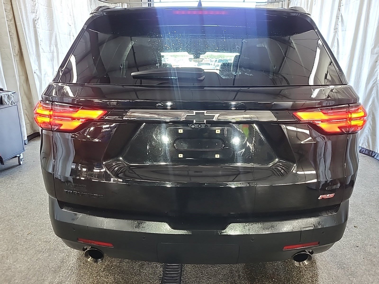 Used 2022 Chevrolet Traverse RS FWD image 7