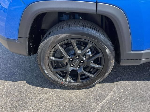 New 2026 Jeep Compass Latitude AWD/4WD image 11