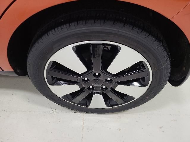 Used 2018 Kia Soul + FWD image 36
