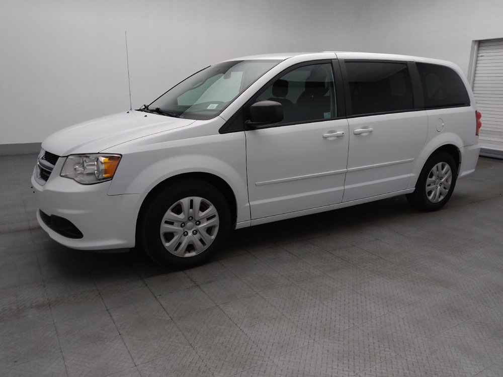 Used 2017 Dodge Grand Caravan SE w/ Power Window Group FWD image 2
