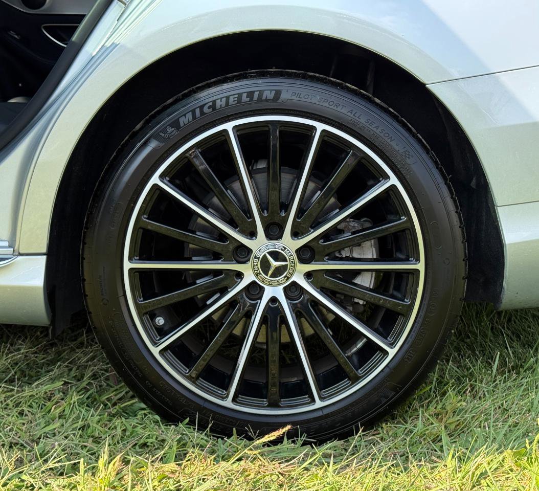 Used 2019 Mercedes-Benz C 300 Sedan image 21