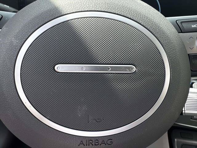 Used 2026 Hyundai Kona SEL Premium AWD/4WD image 34