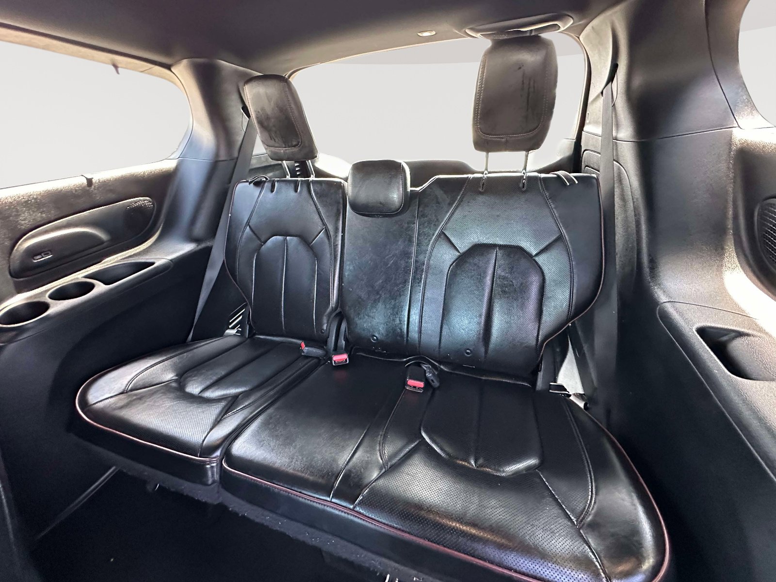 Used 2020 Chrysler Pacifica Limited FWD image 26