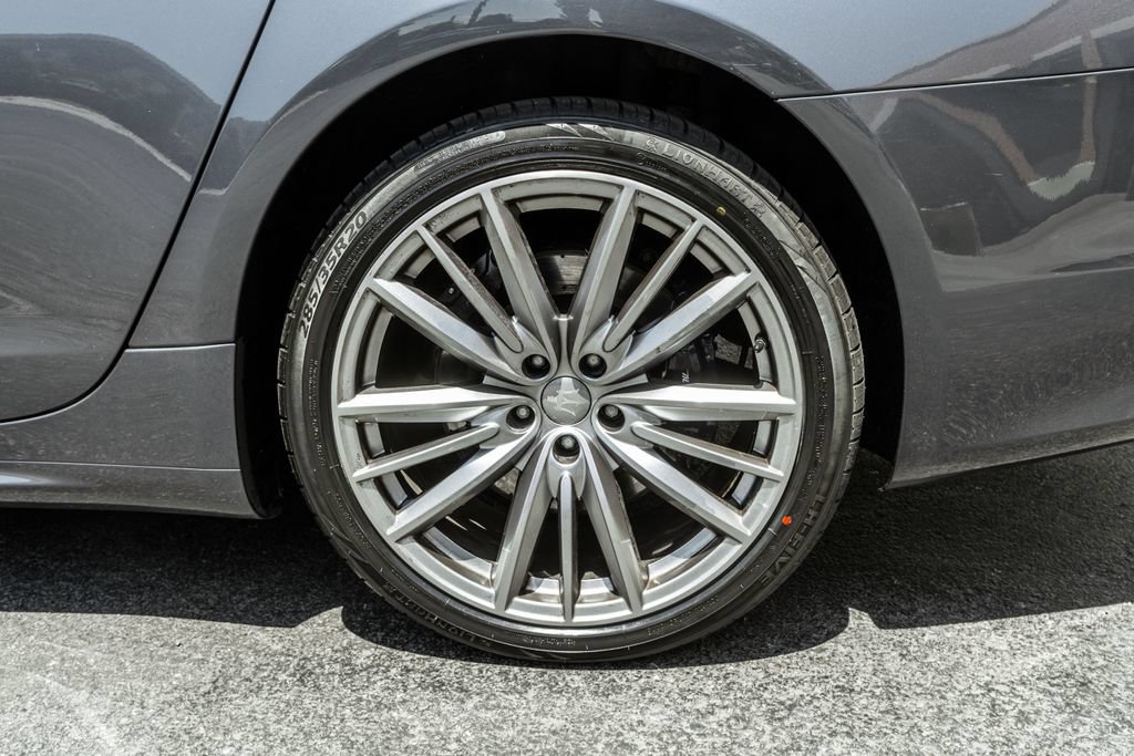 Used 2020 Maserati Quattroporte S GranLusso Q4 AWD/4WD image 36