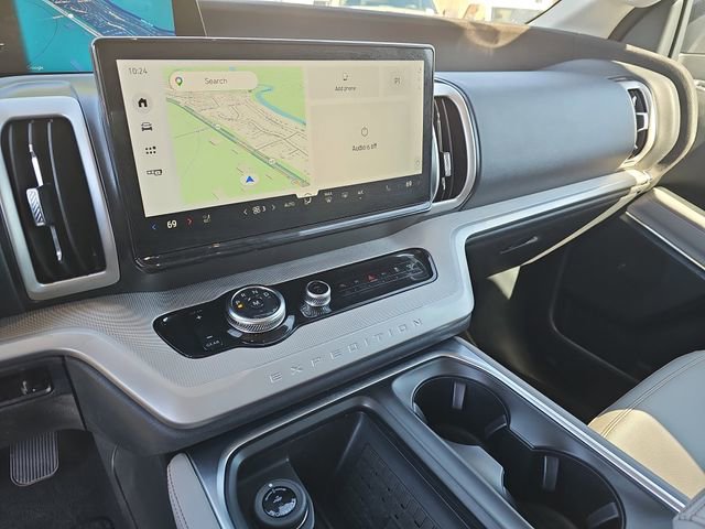 Used 2025 Ford Expedition Max Active image 24