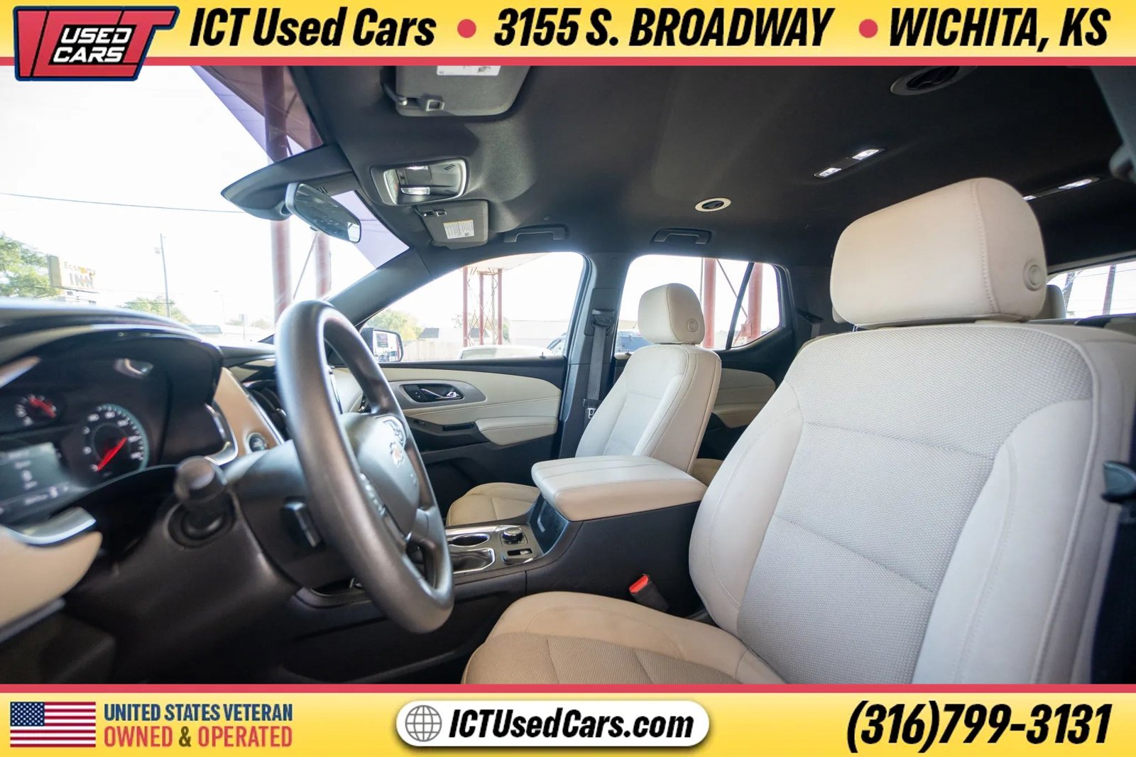 Used 2022 Chevrolet Traverse LS FWD image 10