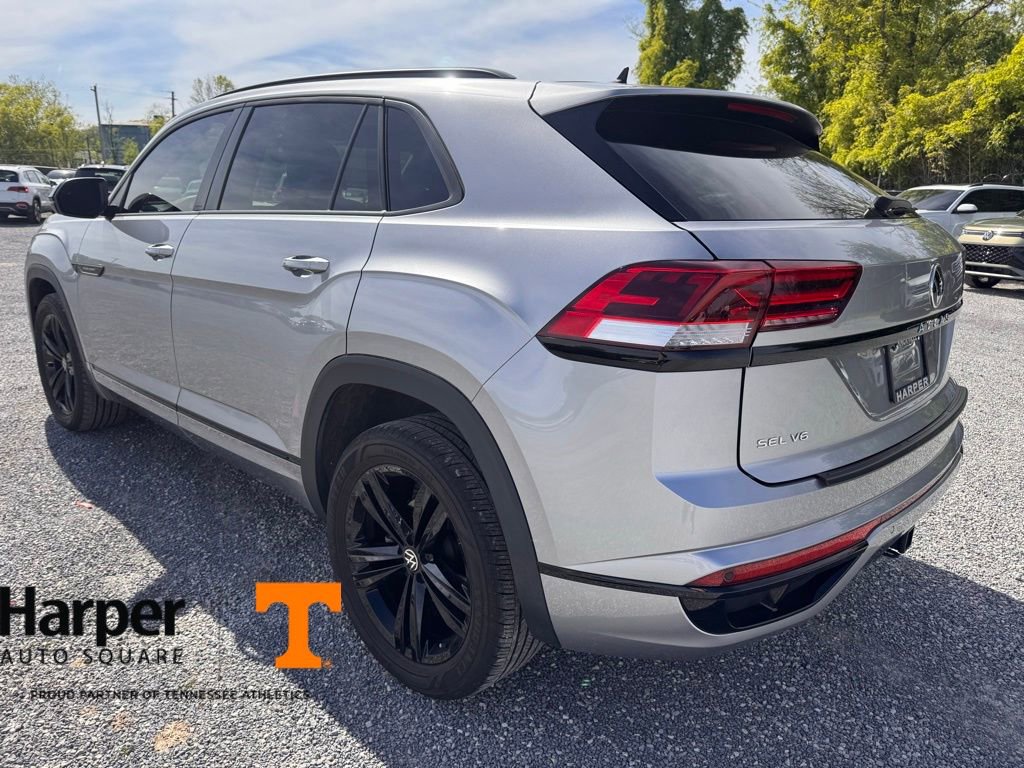 Used 2023 Volkswagen Atlas Cross Sport SEL R-Line image 3