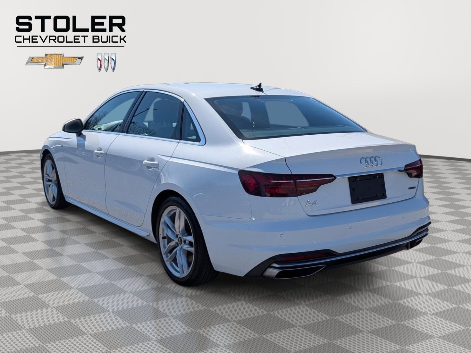 Used 2024 Audi A4 2.0T Premium Plus image 3