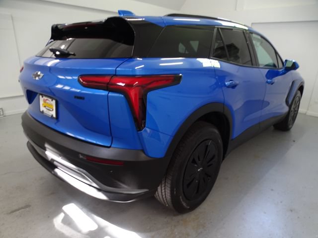 Certified 2025 Chevrolet Blazer EV LT AWD/4WD image 21