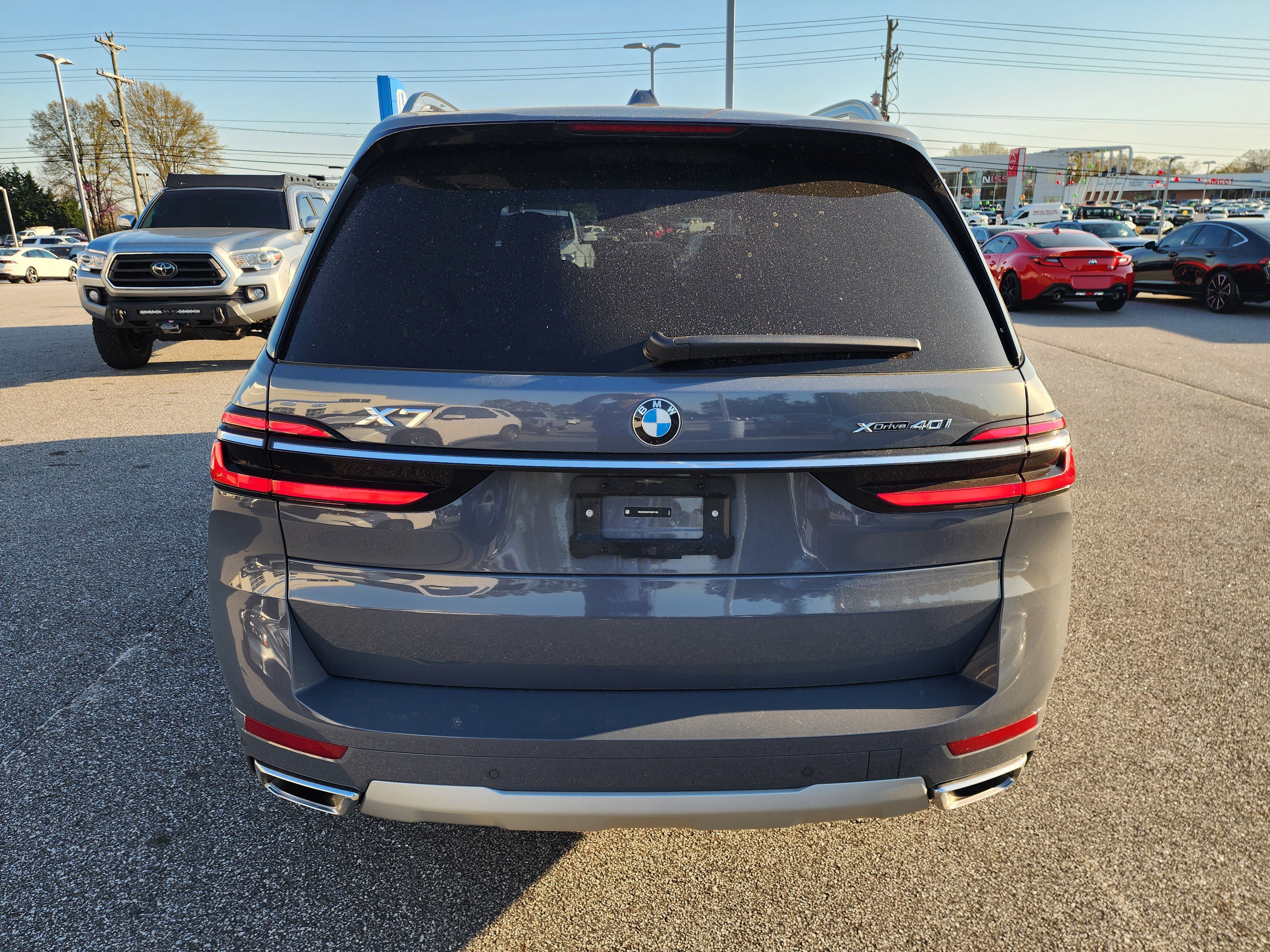 Used 2026 BMW X7 xDrive40i w/ Executive Package image 5