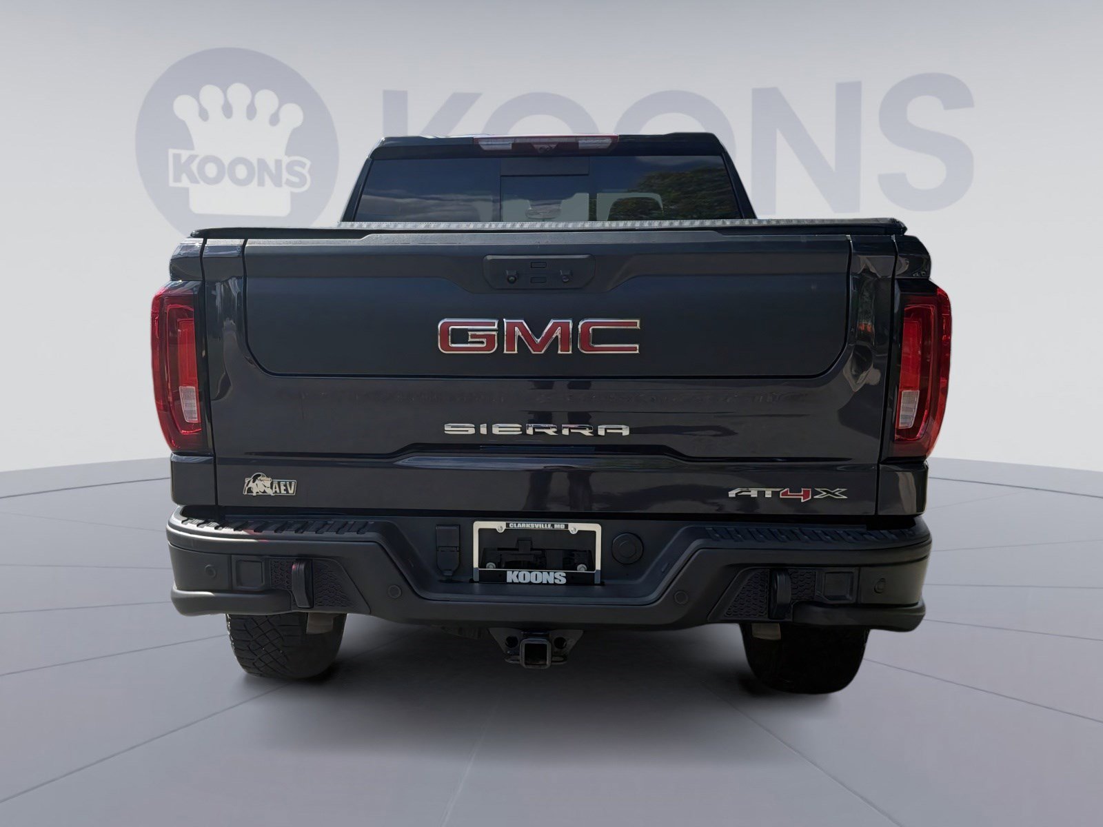 Used 2024 GMC Sierra 1500 AT4X w/ AT4X AEV Edition AWD/4WD image 5
