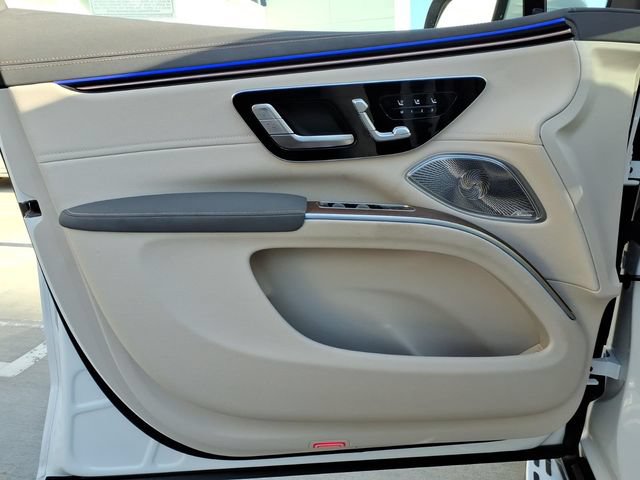 Used 2024 Mercedes-Benz EQS 450+ SUV image 13