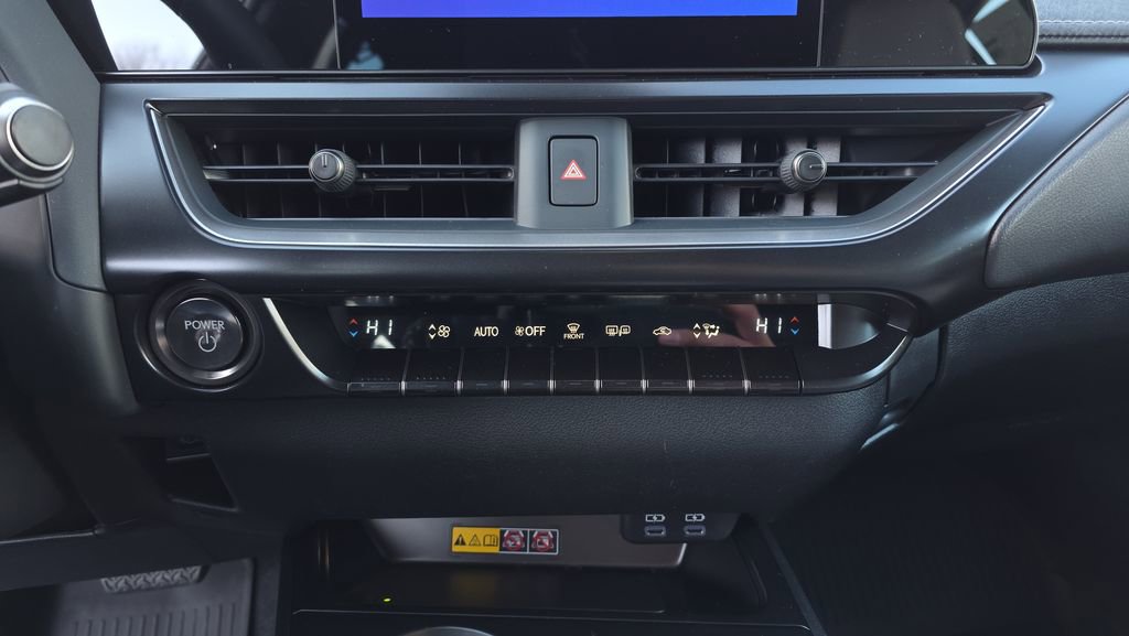 Used 2025 Lexus UX 300h AWD image 25