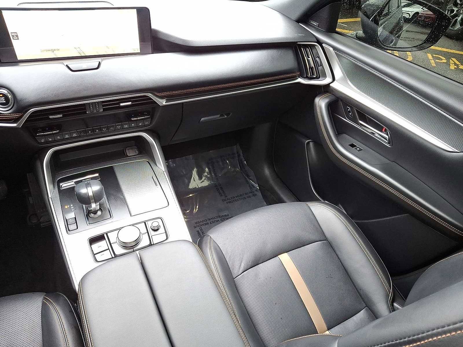 Used 2024 MAZDA CX-90 3.3 Turbo w/ Premium Plus Pkg image 12