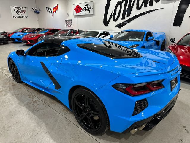 Used 2021 Chevrolet Corvette Stingray Coupe w/ Engine Appearance Package RWD image 24