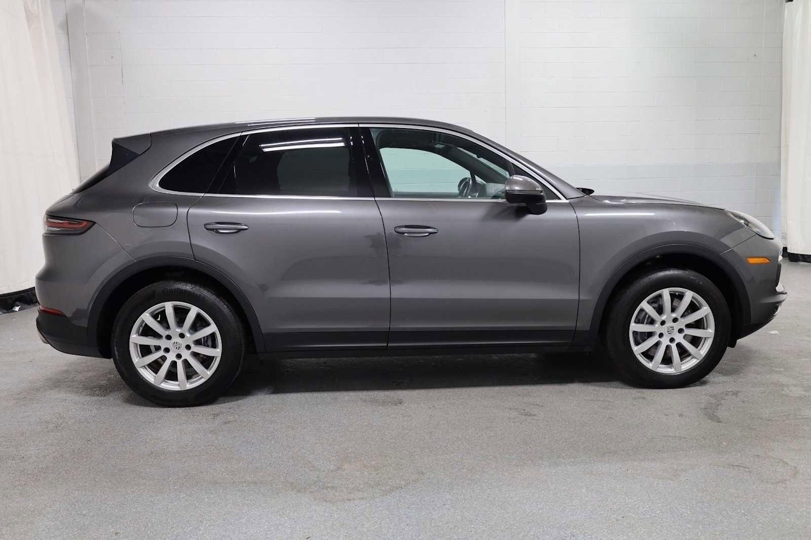 Used 2022 Porsche Cayenne image 10