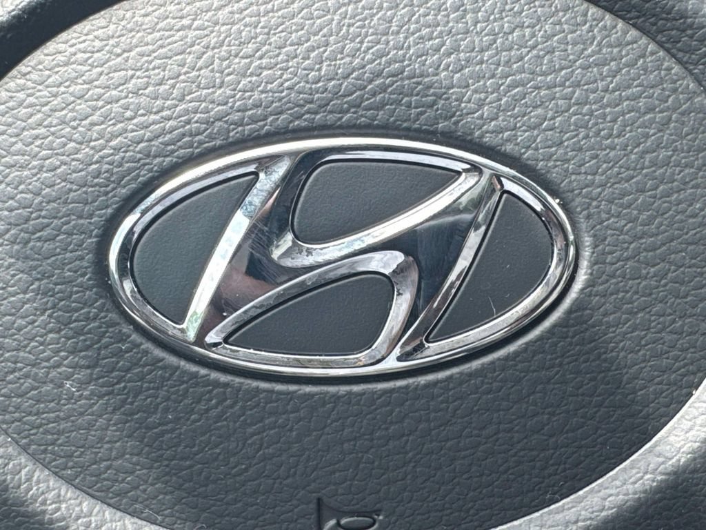 Certified 2023 Hyundai Sonata Limited FWD image 34