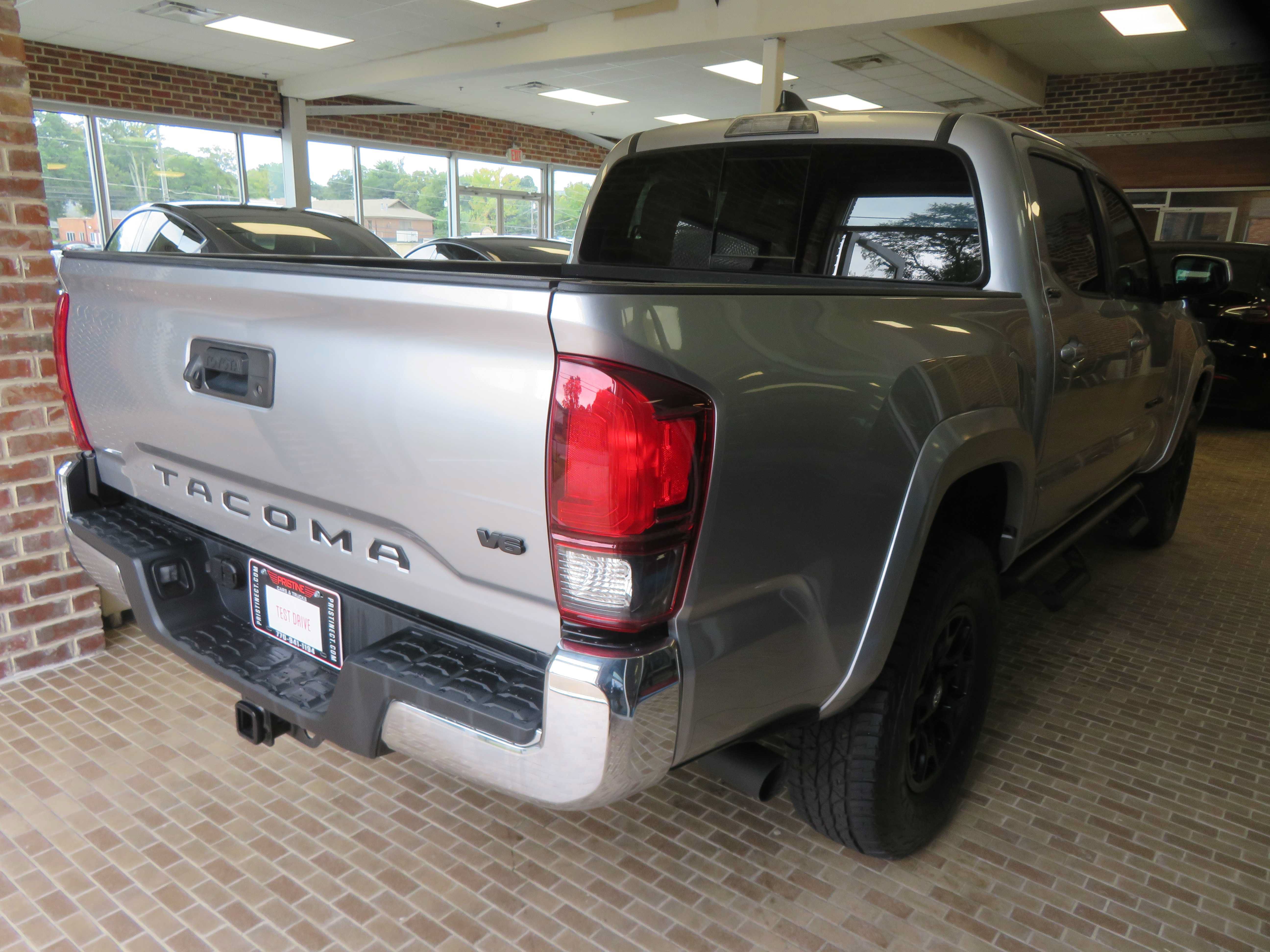 Used 2022 Toyota Tacoma SR5 RWD image 68