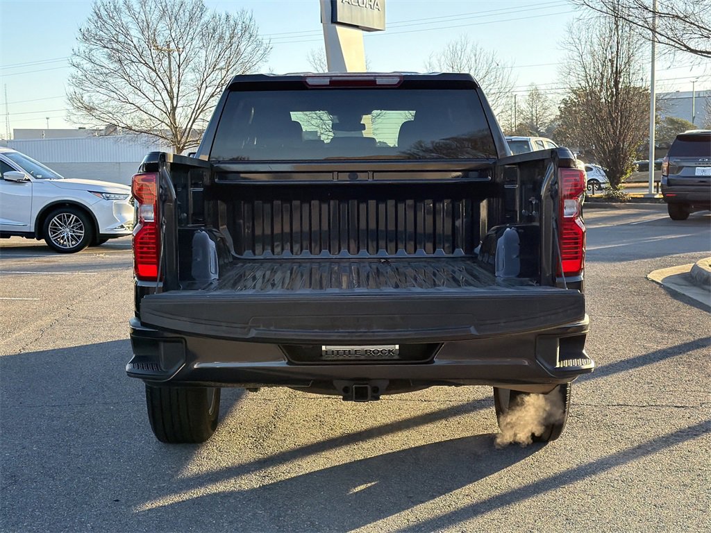 Used 2023 Chevrolet Silverado 1500 Custom image 14