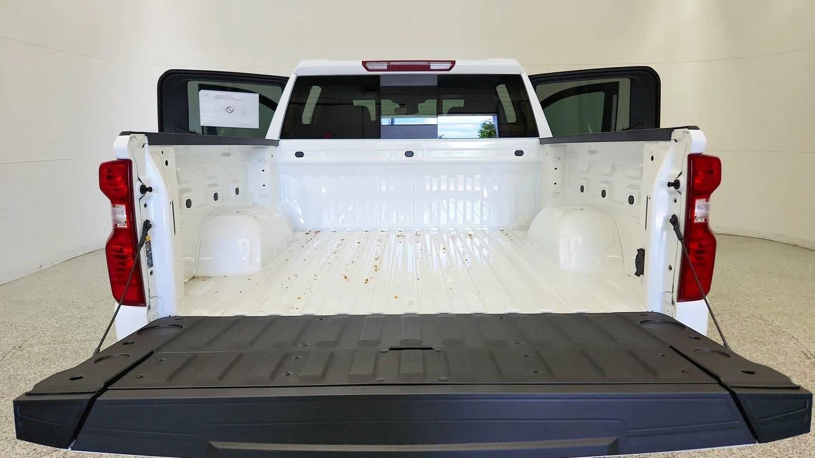 New 2026 Chevrolet Silverado 1500 LT w/ Safety Package AWD/4WD image 40