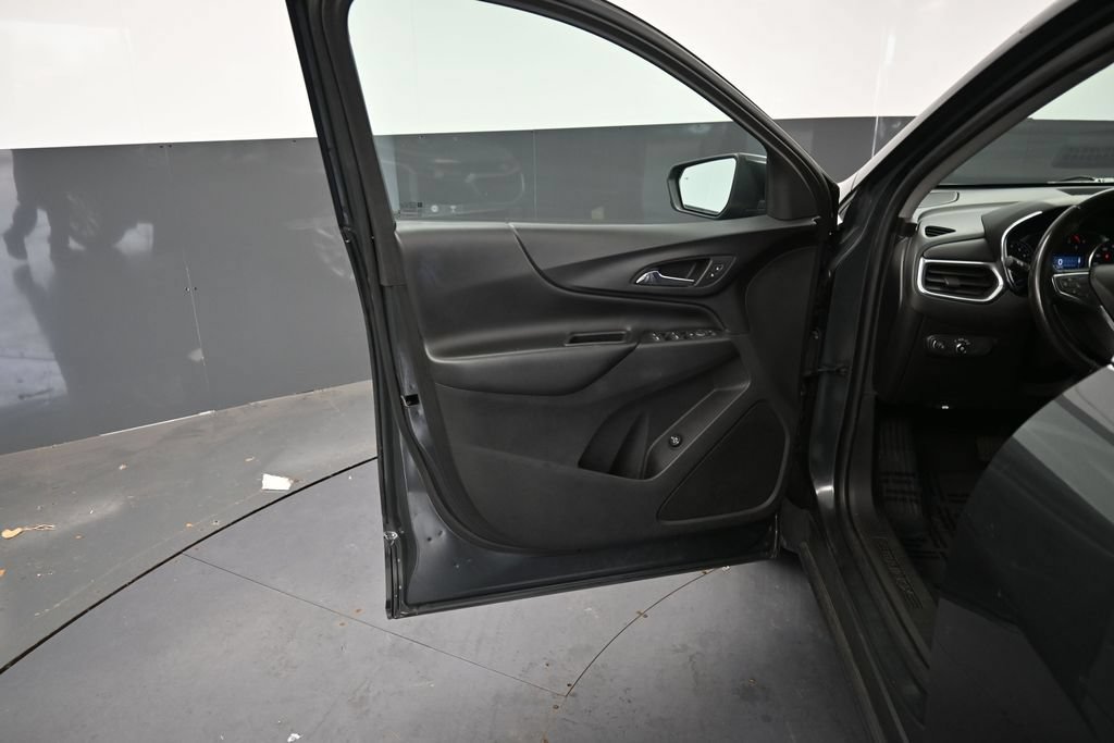 Used 2019 Chevrolet Equinox LT FWD image 23
