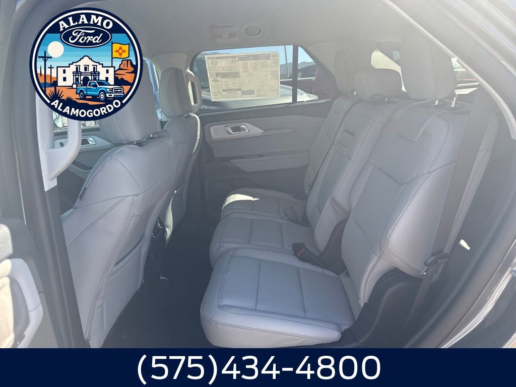 New 2026 Ford Explorer Active w/ Active Comfort Package image 10