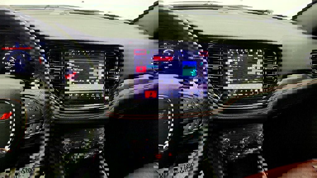 Used 2024 Dodge Durango R/T image 17