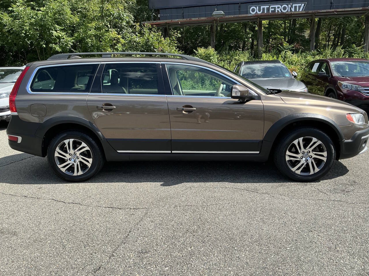 Used 2015 Volvo XC70 3.2 Platinum AWD/4WD image 4