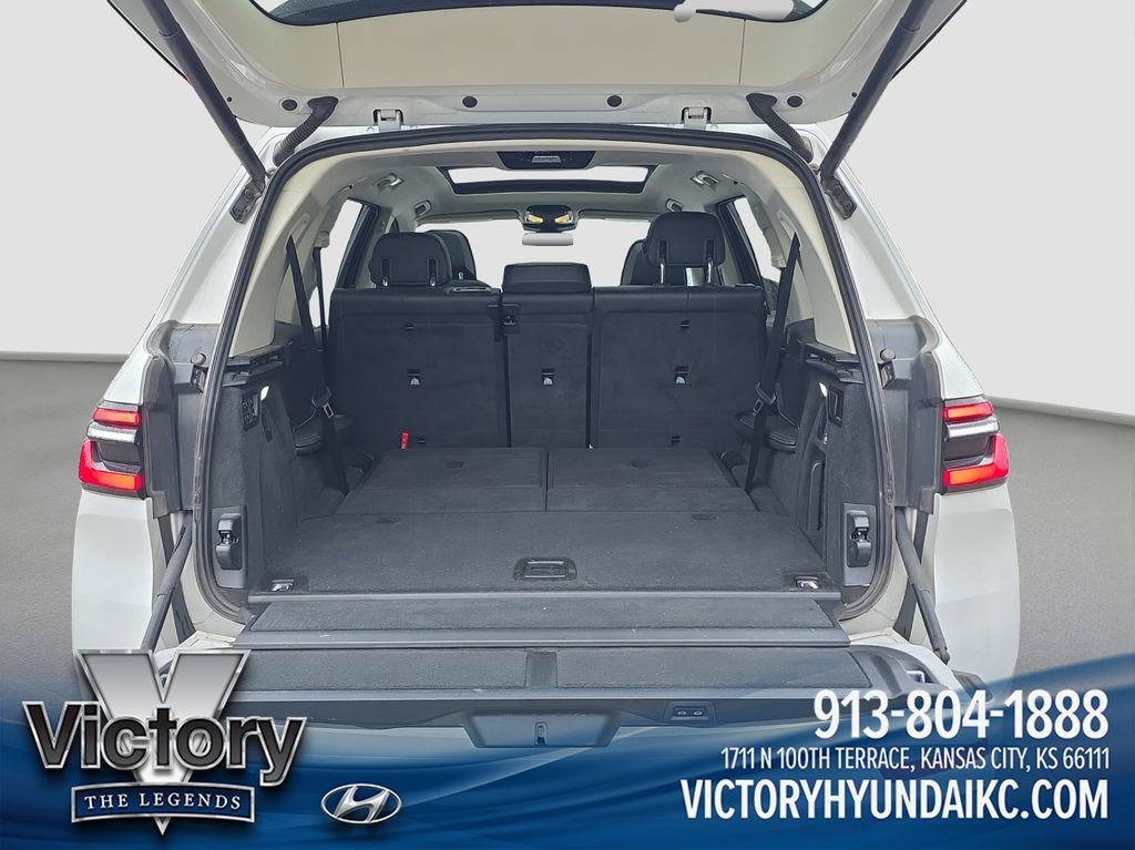 Used 2023 BMW X7 xDrive40i AWD/4WD image 15