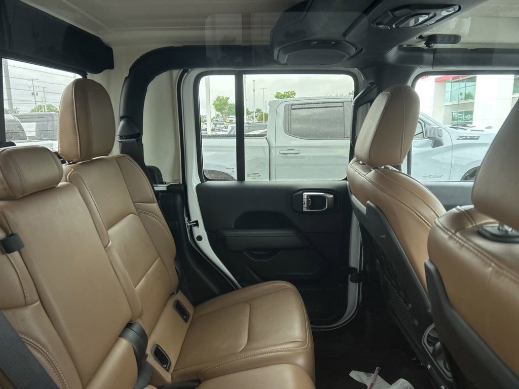 Used 2020 Jeep Gladiator Rubicon AWD/4WD image 5