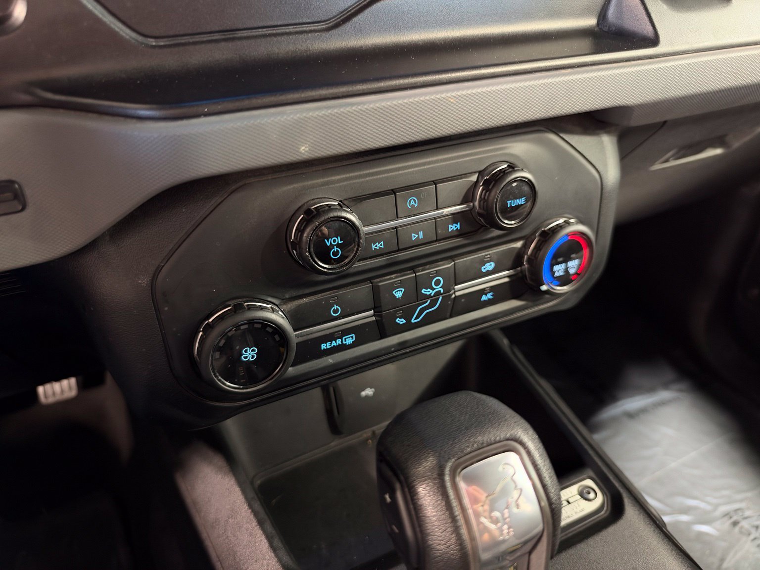 Used 2021 Ford Bronco 4-Door AWD/4WD image 29