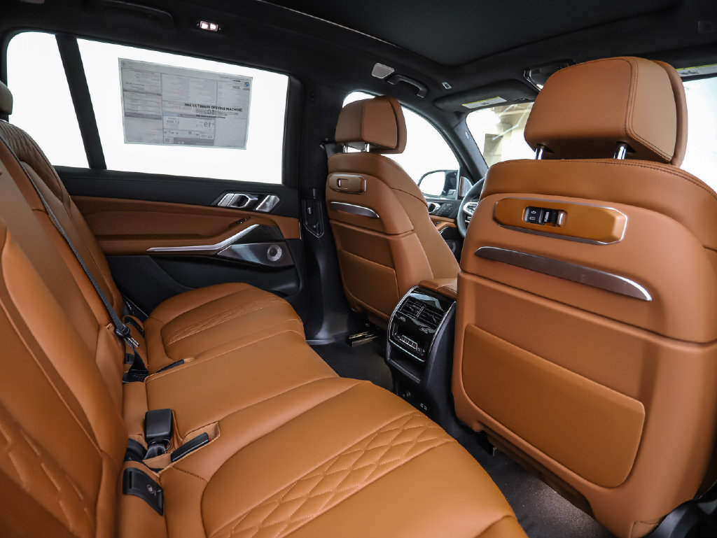 New 2027 BMW X7 M60i AWD/4WD image 32