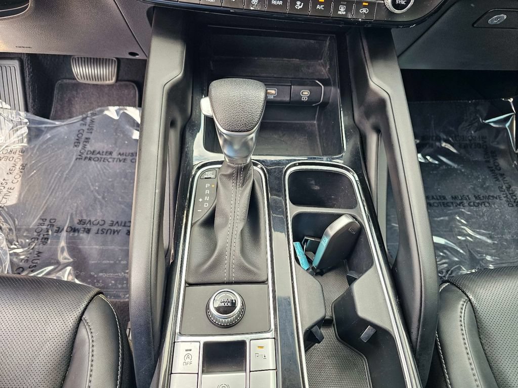 Certified 2025 Kia Telluride LX FWD image 26