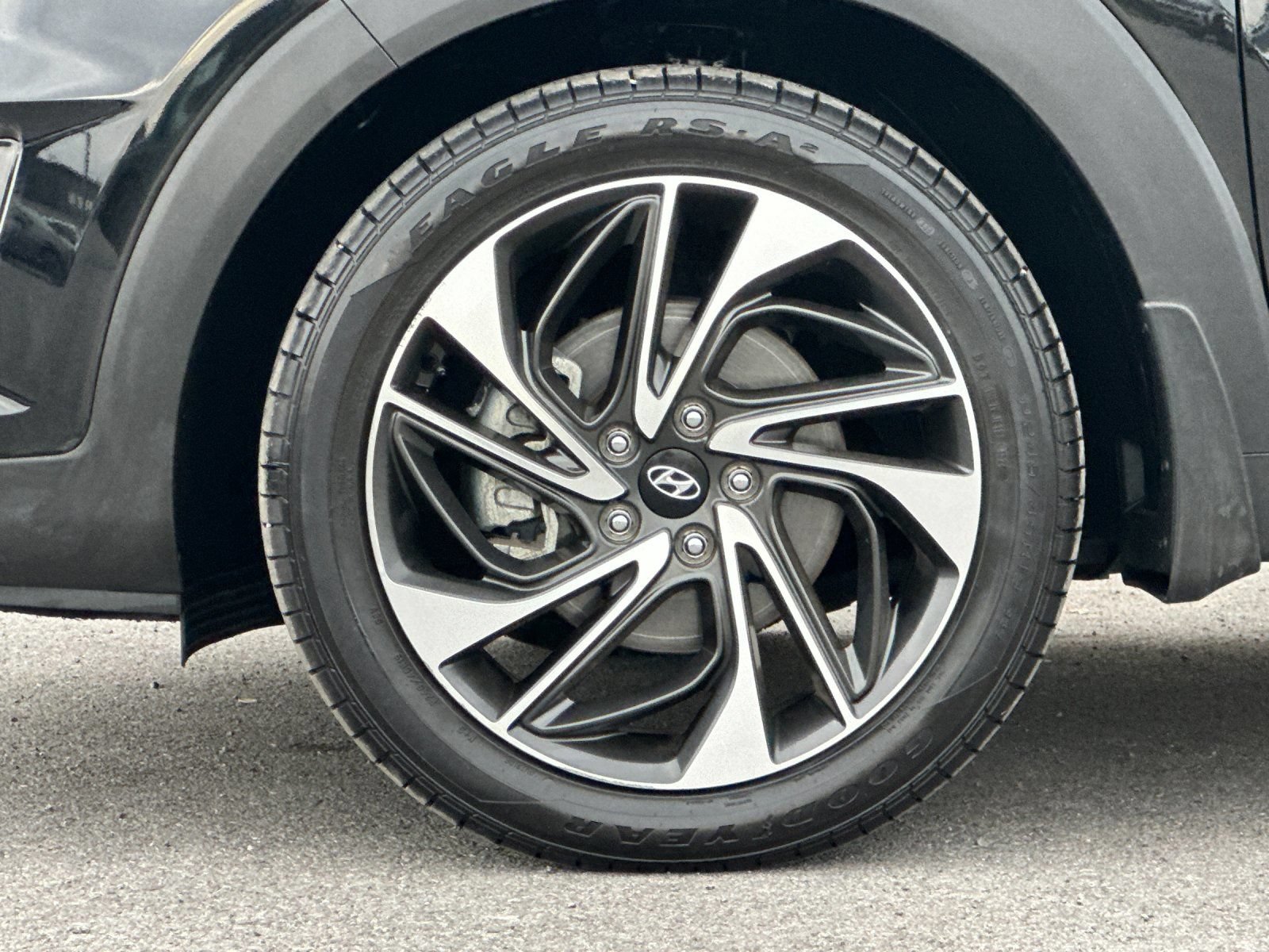 Used 2019 Hyundai Tucson Sport FWD image 31