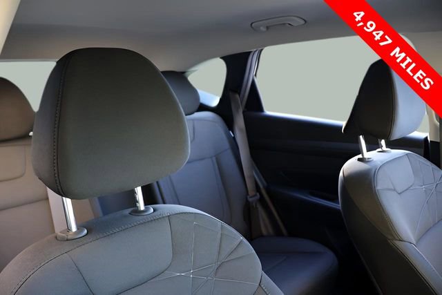 Used 2025 Hyundai Tucson SE image 18